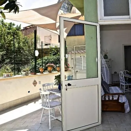 Vittorio's House With Garden-patio In Aspra Apartment Bagheria