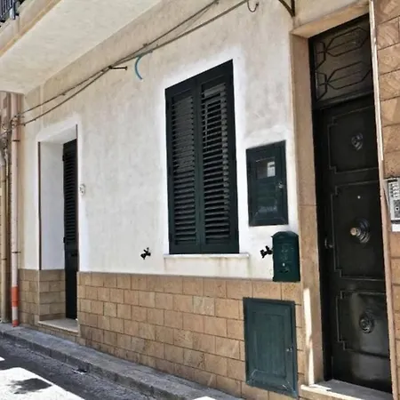 Vittorio's House With Garden-patio In Aspra Bagheria